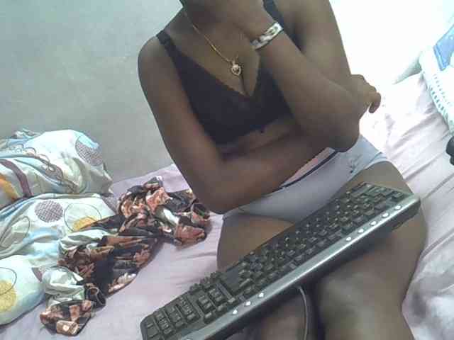 Proudforyou webcam