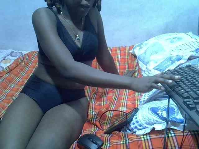 Proudforyou webcam