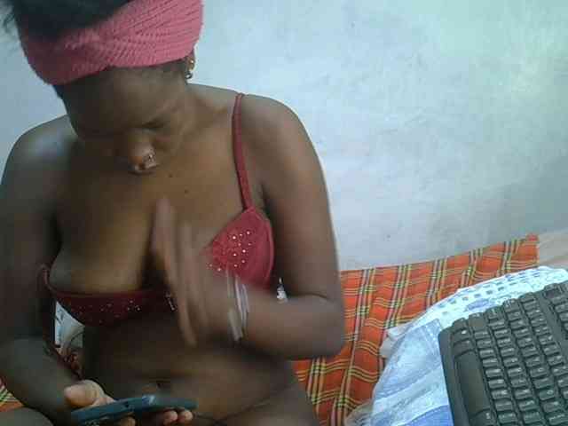Proudforyou webcam