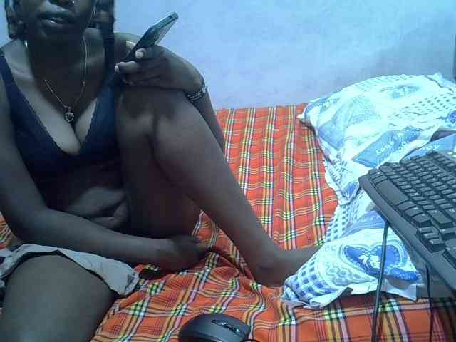 Proudforyou webcam