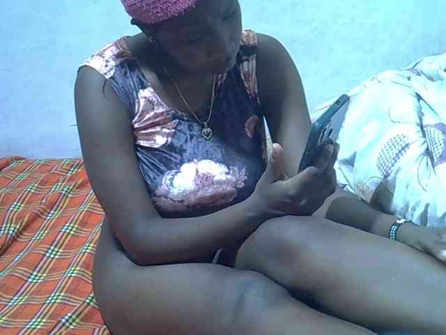 Proudforyou webcam