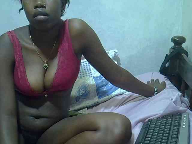 Proudforyou webcam