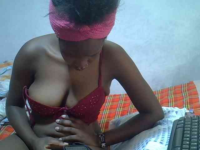 Proudforyou webcam