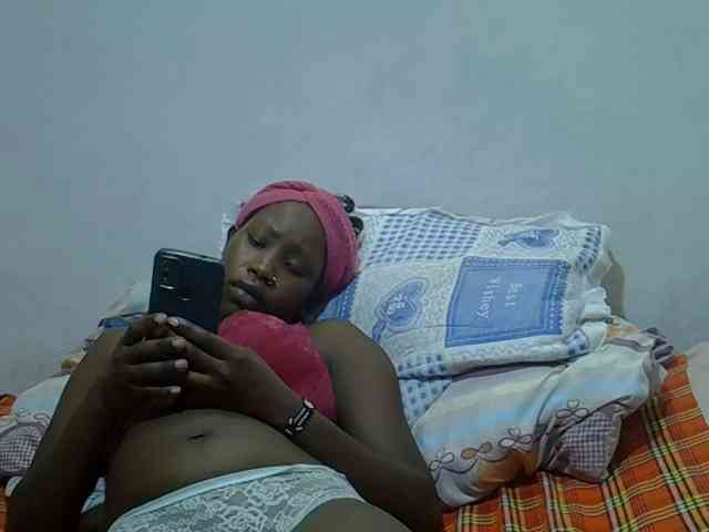Proudforyou webcam
