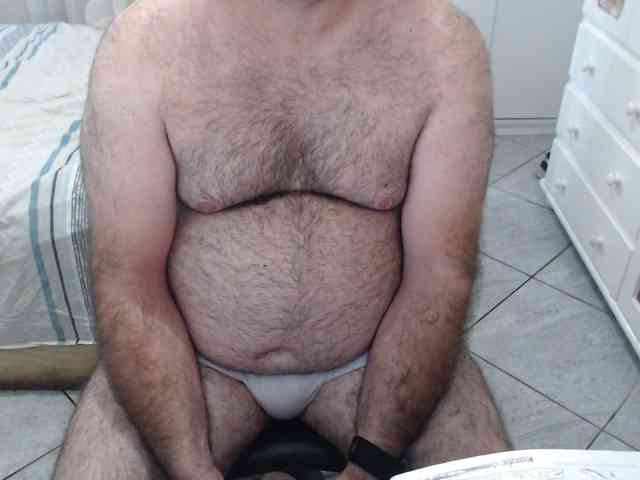 thebestbearmg Live Webcam on BongaCams