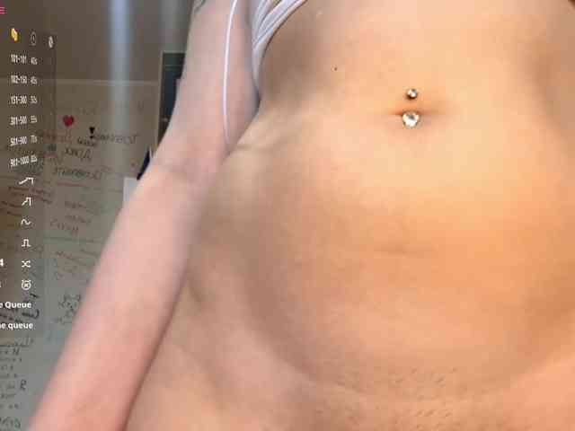 AdellaJulander webcam
