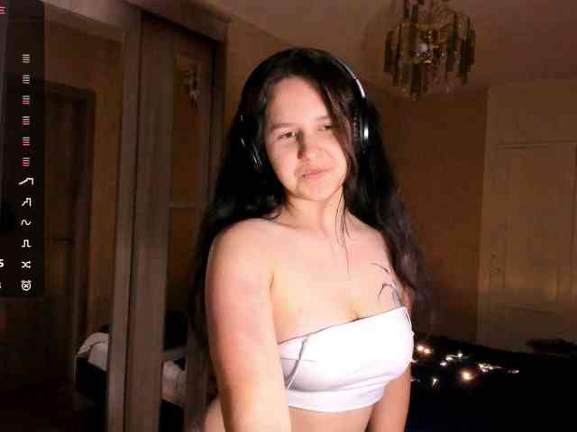 LisaMeowss webcam