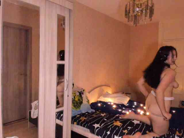 LisaMeowss webcam