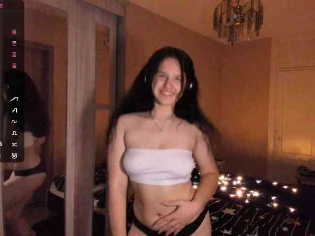 LisaMeowss webcam