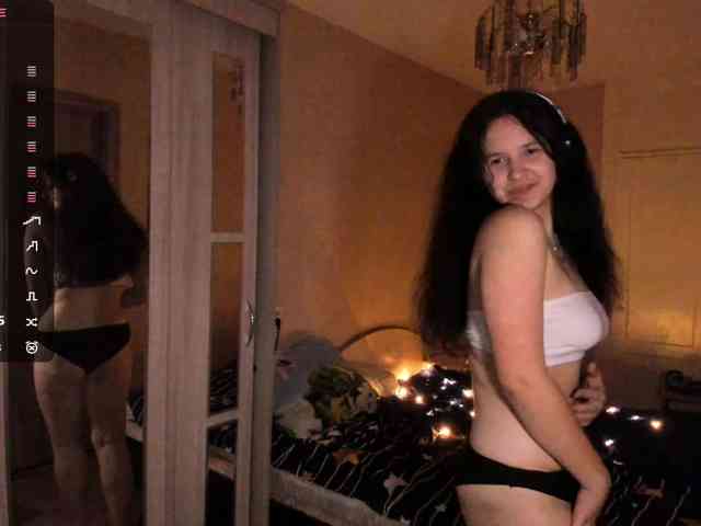 LisaMeowss webcam