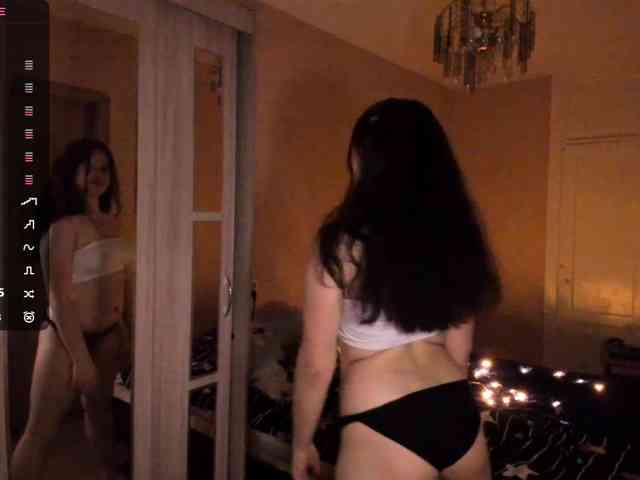 LisaMeowss webcam