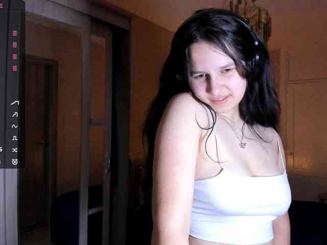 LisaMeowss webcam