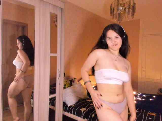 LisaMeowss webcam