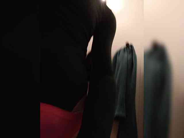 dmitrii6899 Live Webcam on BongaCams