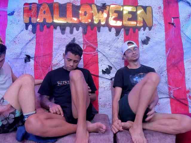 Naughty-Lovers Naughty-Lovers