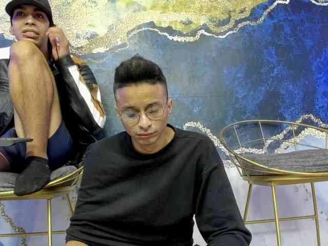 Naughty-Lovers Naughty-Lovers