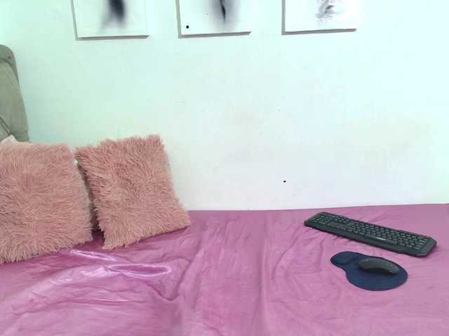 GraceYuly's BongaCams show and profile