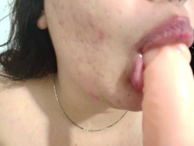 GraceYuly's BongaCams show and profile