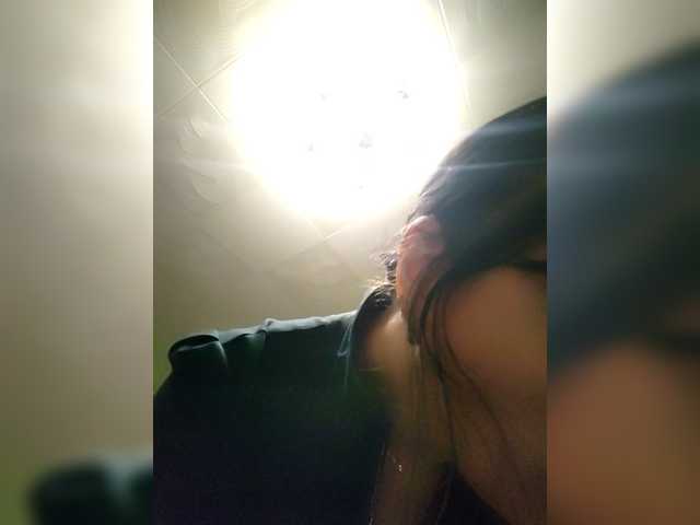 Offline VikNika on BongaCams