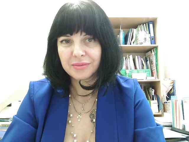 VikNika Live Webcam on BongaCams