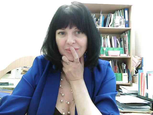 VikNika Live Webcam on BongaCams