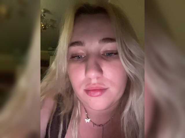 Sex chat gratuit in direct cu babyhuelix pe BongaCams