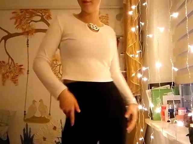 POTATO-GIRL webcam