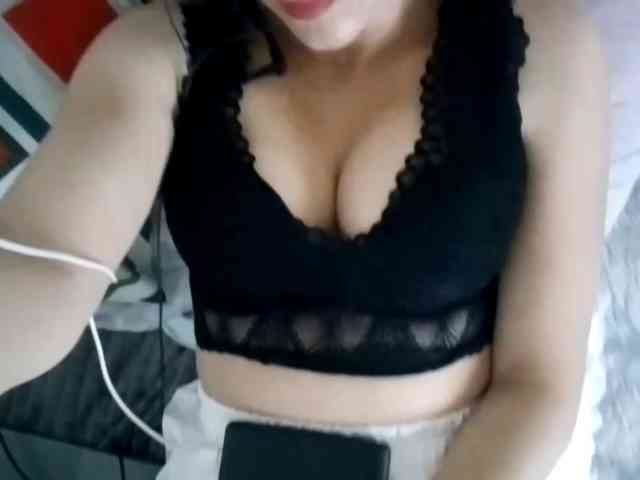 POTATO-GIRL webcam