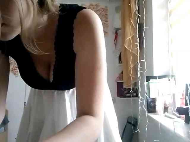 POTATO-GIRL webcam