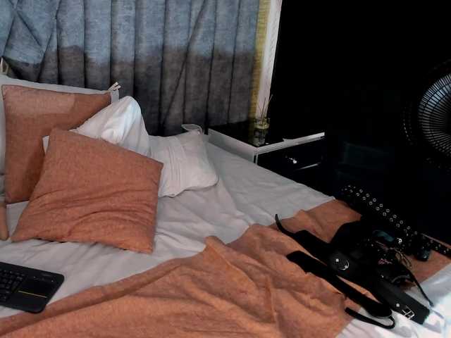  LunaDuquee chat room