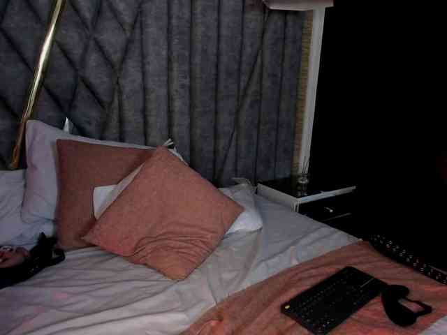 LunaDuquee webcam