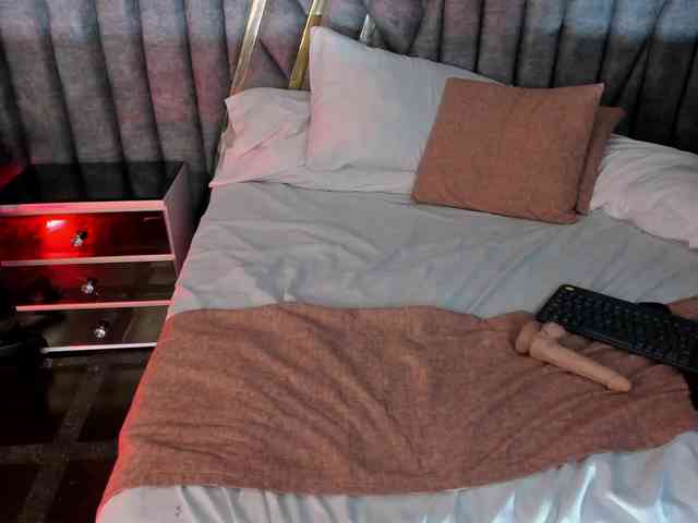 LunaDuquee webcam