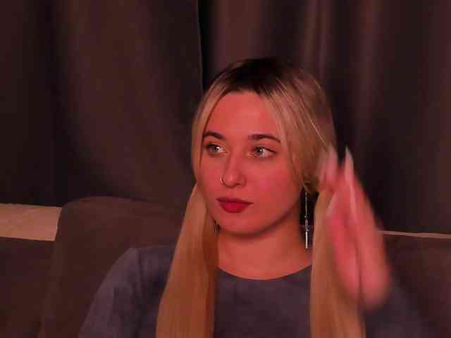 PinkiKitttti Live Webcam on BongaCams