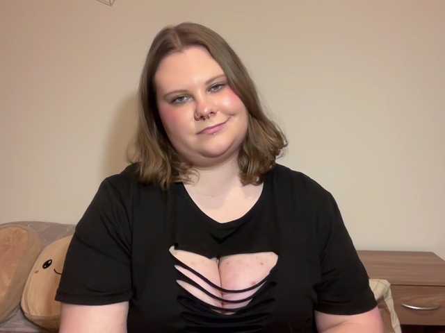 BriannaDoll webcam bongacams model stream image