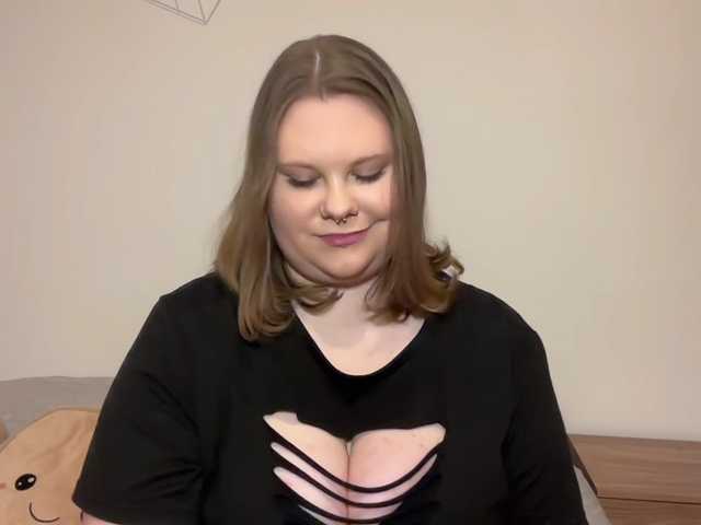 BriannaDoll's BongaCams show and profile