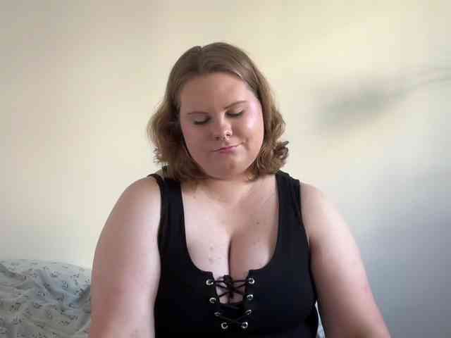 BriannaDoll webcam