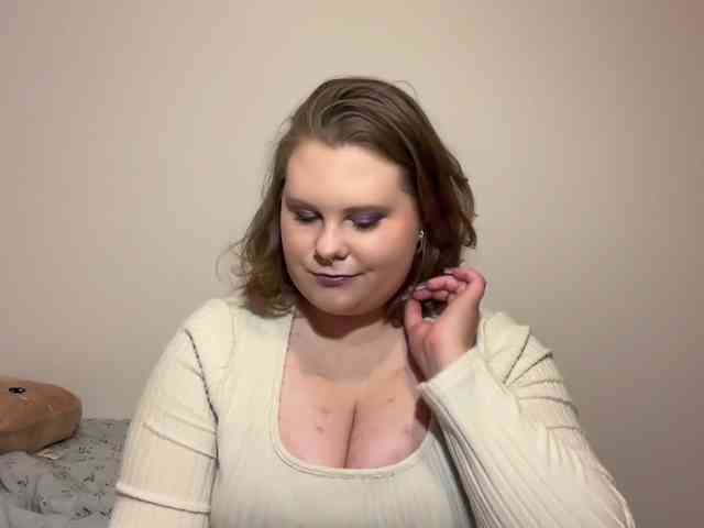 BriannaDoll webcam