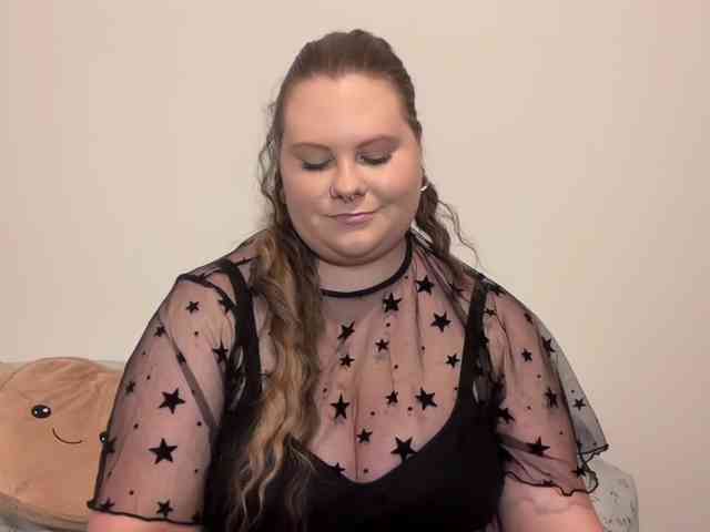 BriannaDoll webcam