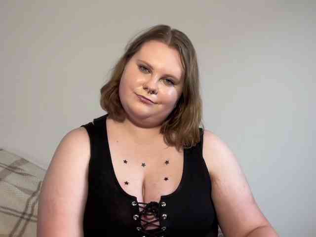 BriannaDoll webcam