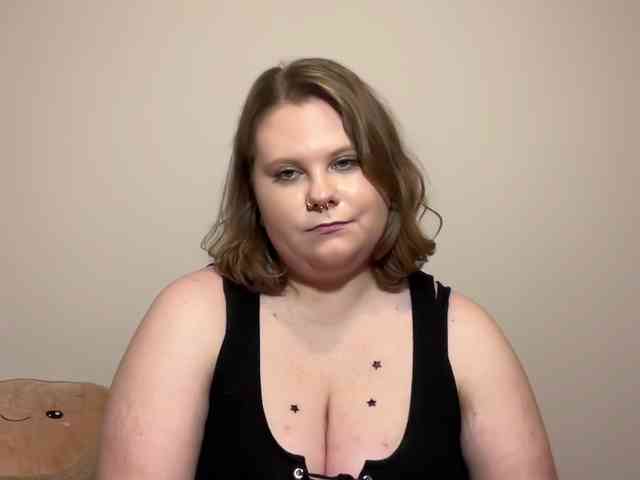 BriannaDoll webcam