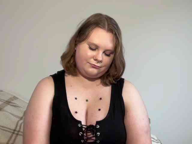 BriannaDoll webcam