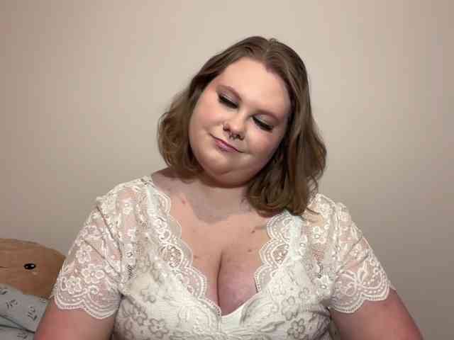 BriannaDoll webcam