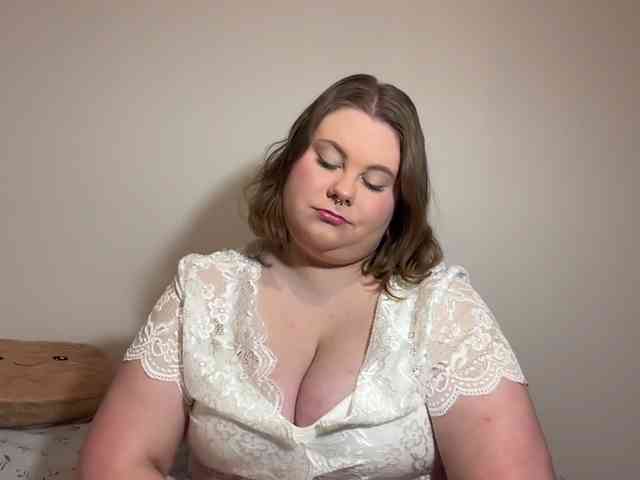 BriannaDoll webcam