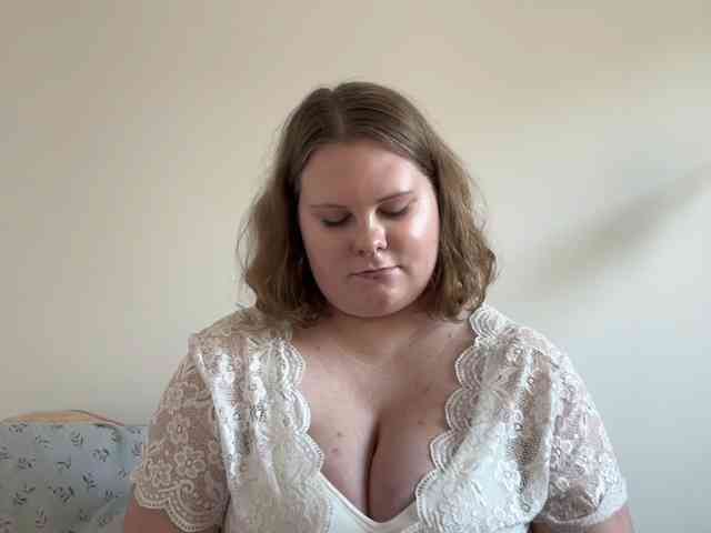 BriannaDoll webcam