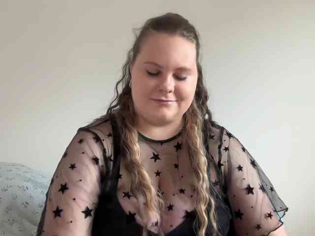 BriannaDoll webcam