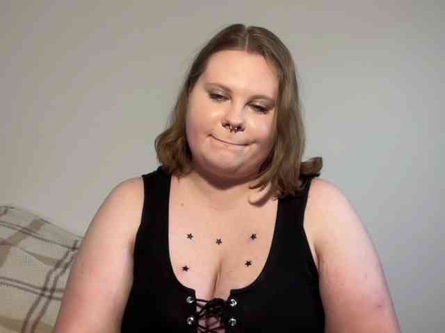BriannaDoll webcam