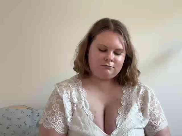 BriannaDoll webcam