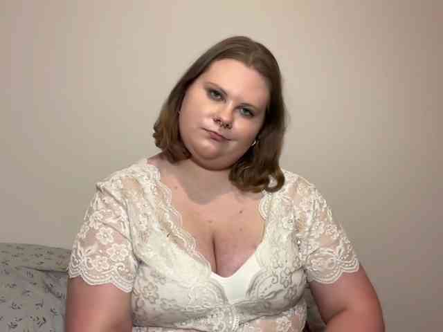 BriannaDoll webcam