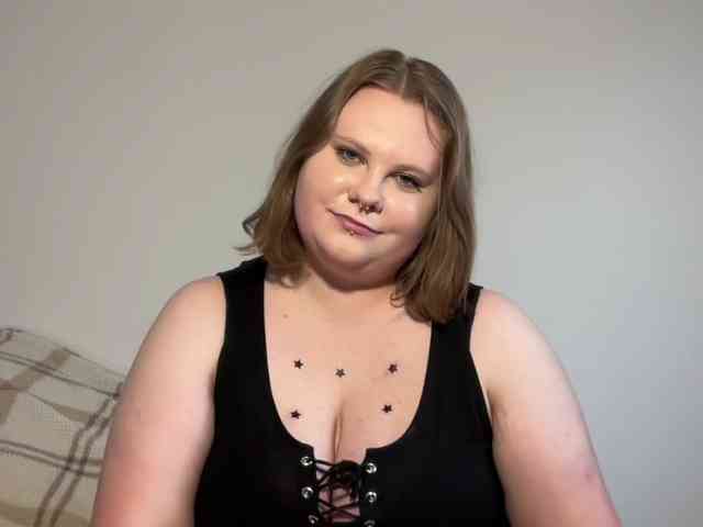 BriannaDoll webcam