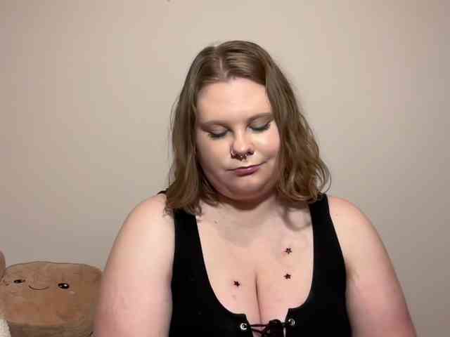 BriannaDoll webcam